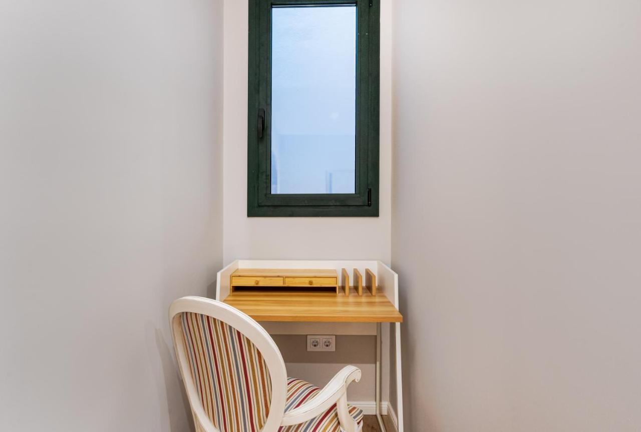Apartamentos Circo Romano Tarragona Bagian luar foto